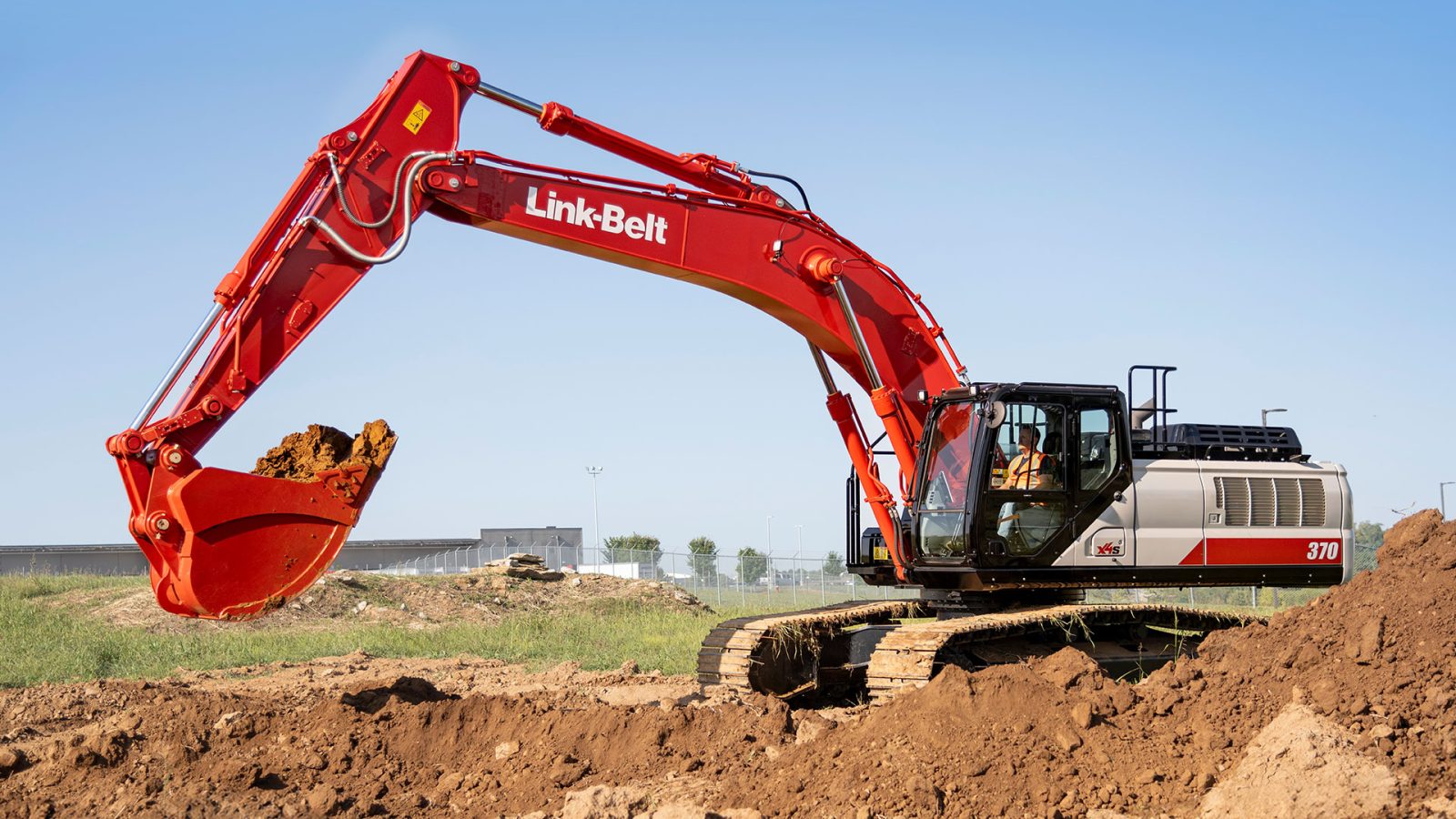 Link-Belt-370-X4S-01-1600×900